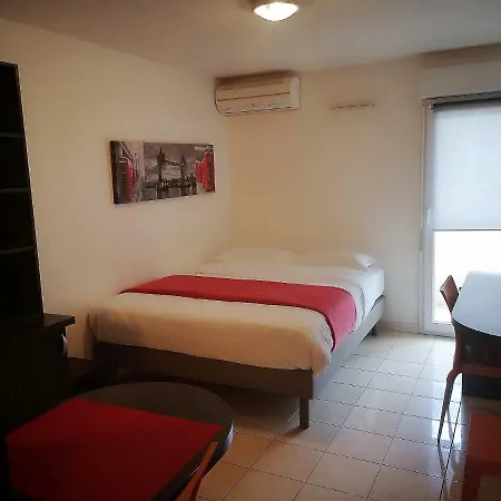 Apart-hotel Le Beau Lieu 2*